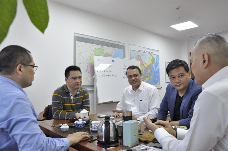 集團(tuán)公司與新加坡ARIES公司深化合作交流