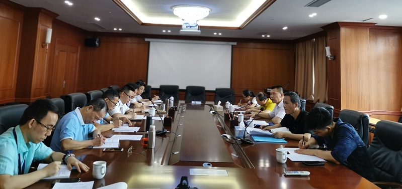 省供銷社占飛豹副主任到集團公司開展主題調(diào)研
