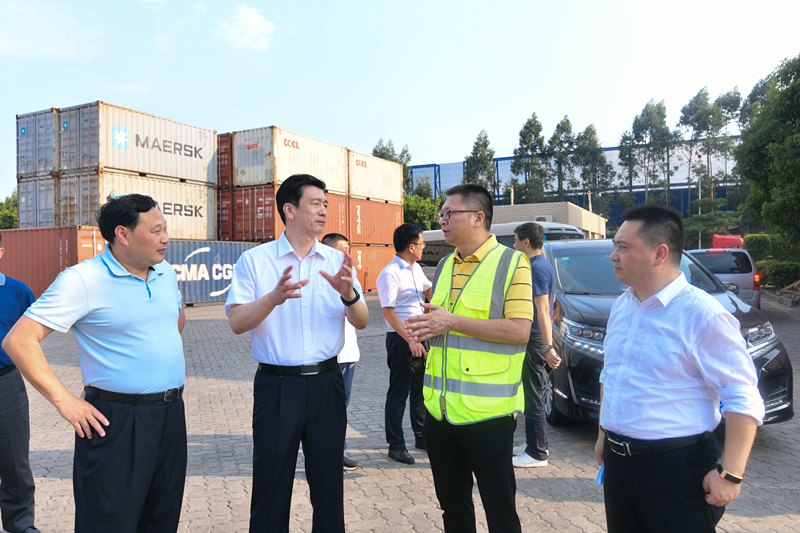 全國總社黨組成員、理事會副主任蔡振紅一行蒞臨集團(tuán)公司南方物流中心調(diào)研指導(dǎo)工作