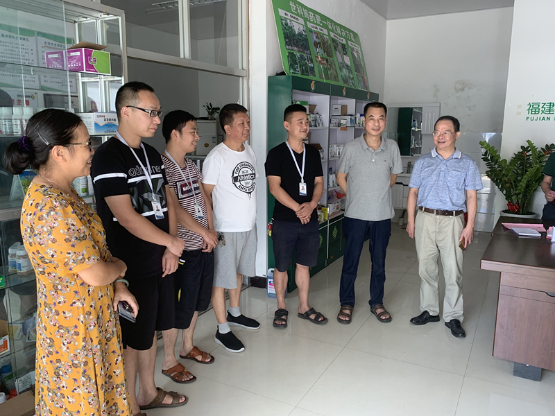 集團(tuán)公司領(lǐng)導(dǎo)班子深入基層開展主題教育專題調(diào)研