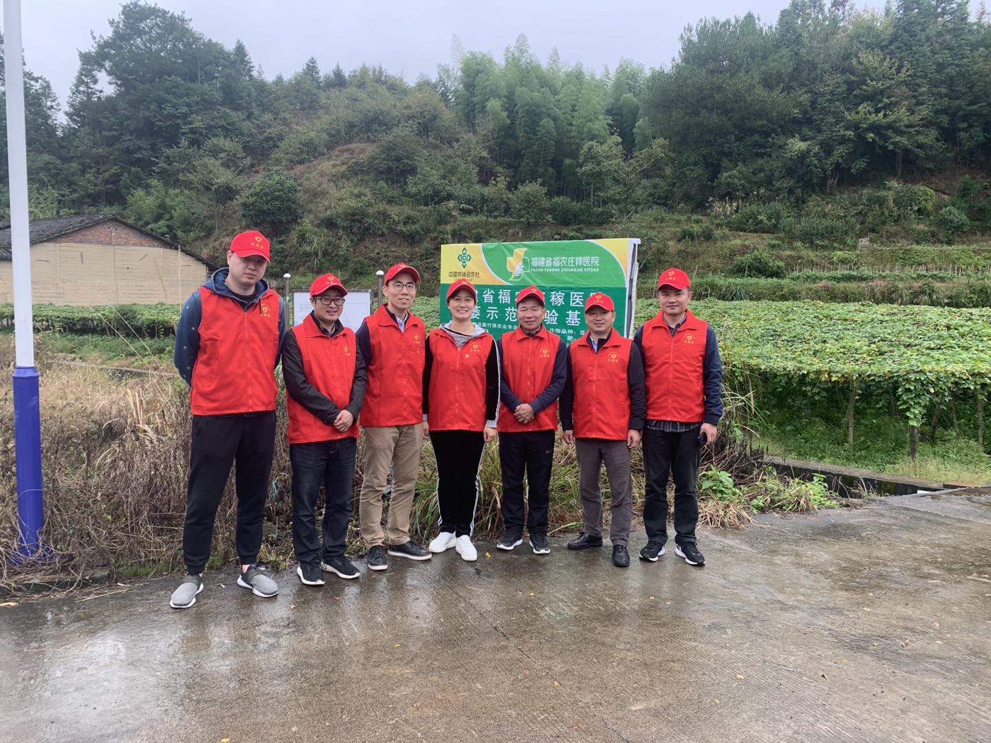 開展精準(zhǔn)幫扶  助力脫貧攻堅