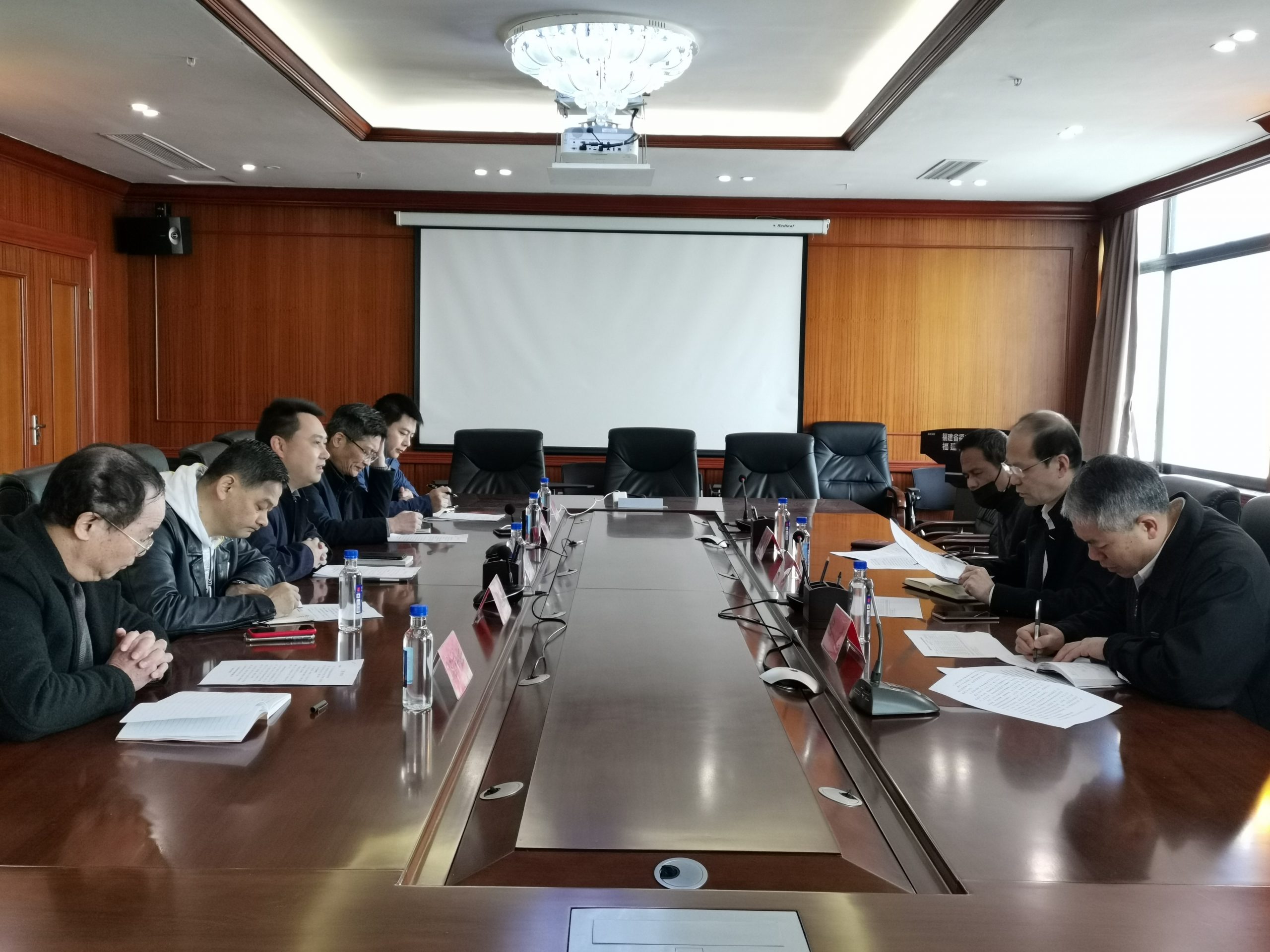 省社二級(jí)巡視員林寅一行到集團(tuán)公司調(diào)研指導(dǎo)