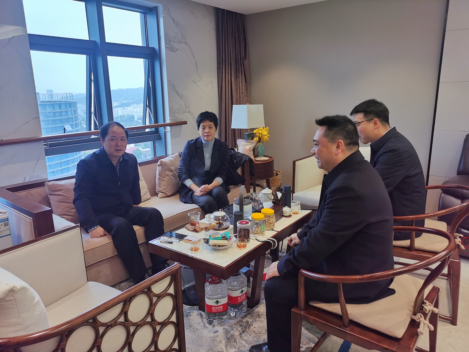 省供銷(xiāo)社黨組成員、副主任林勤帶隊(duì)拜訪福建省大數(shù)據(jù)有限公司