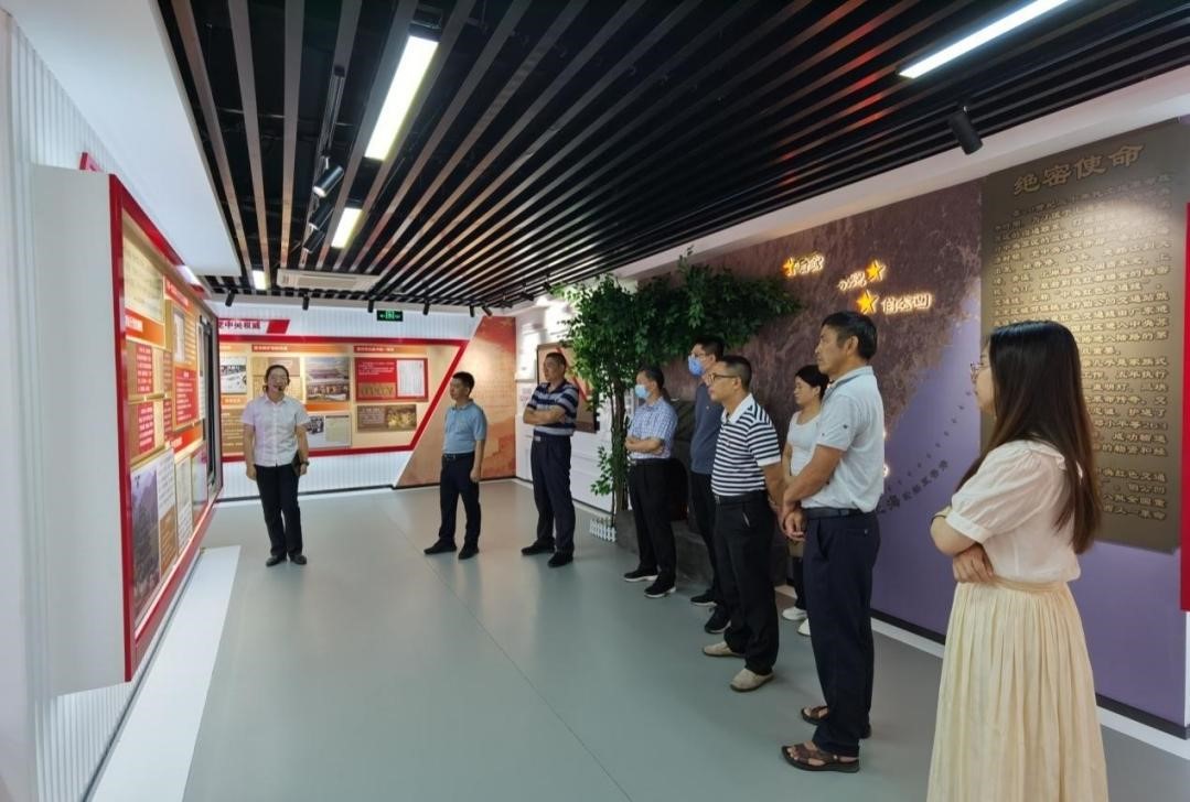 閩西公司黨支部開(kāi)展“永遠(yuǎn)跟黨走 忠誠(chéng)為三農(nóng)”主題黨日活動(dòng)